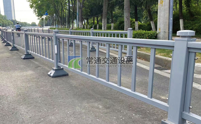 無錫道路護欄灰色市政機非隔離護欄